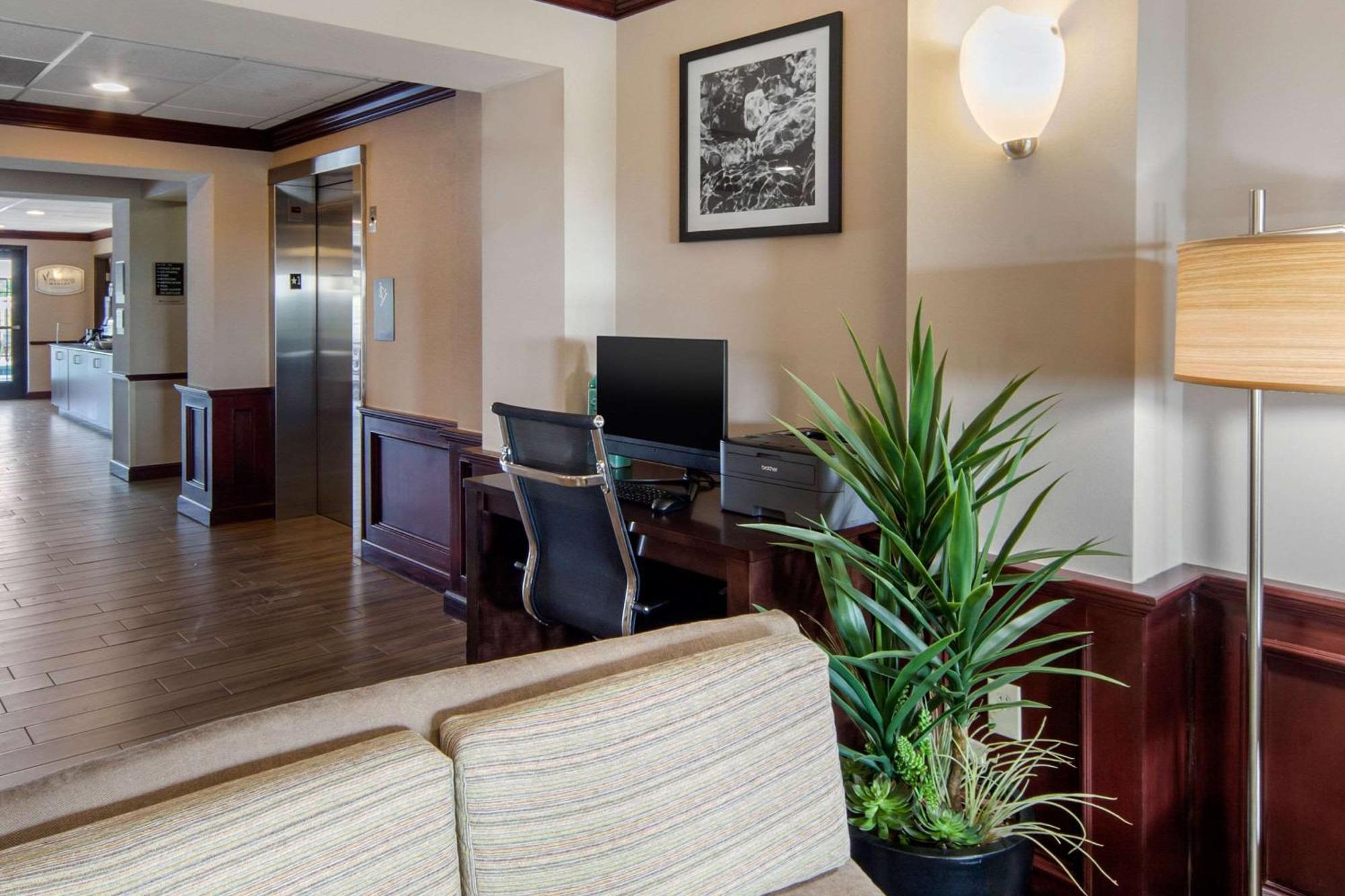 Sleep Inn & Suites Norman Near University Екстериор снимка